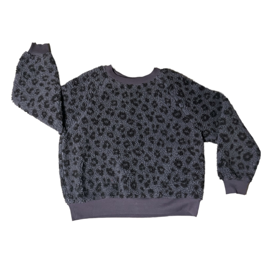 Old Navy Medium Leopard print Pullover Sweater